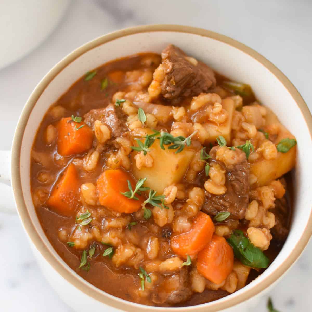 Codar Baroly Hearty Slow Cooker Beef Barley Soup - A Cedar Spoon