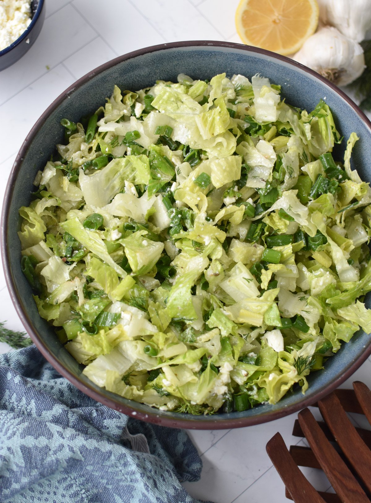 Maroulosalata in blue bowl 
