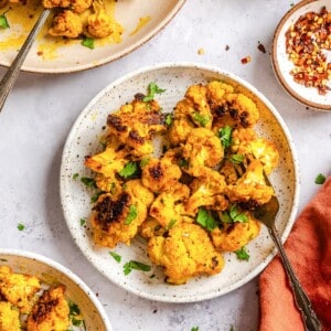 Easy Turmeric Roasted Cauliflower