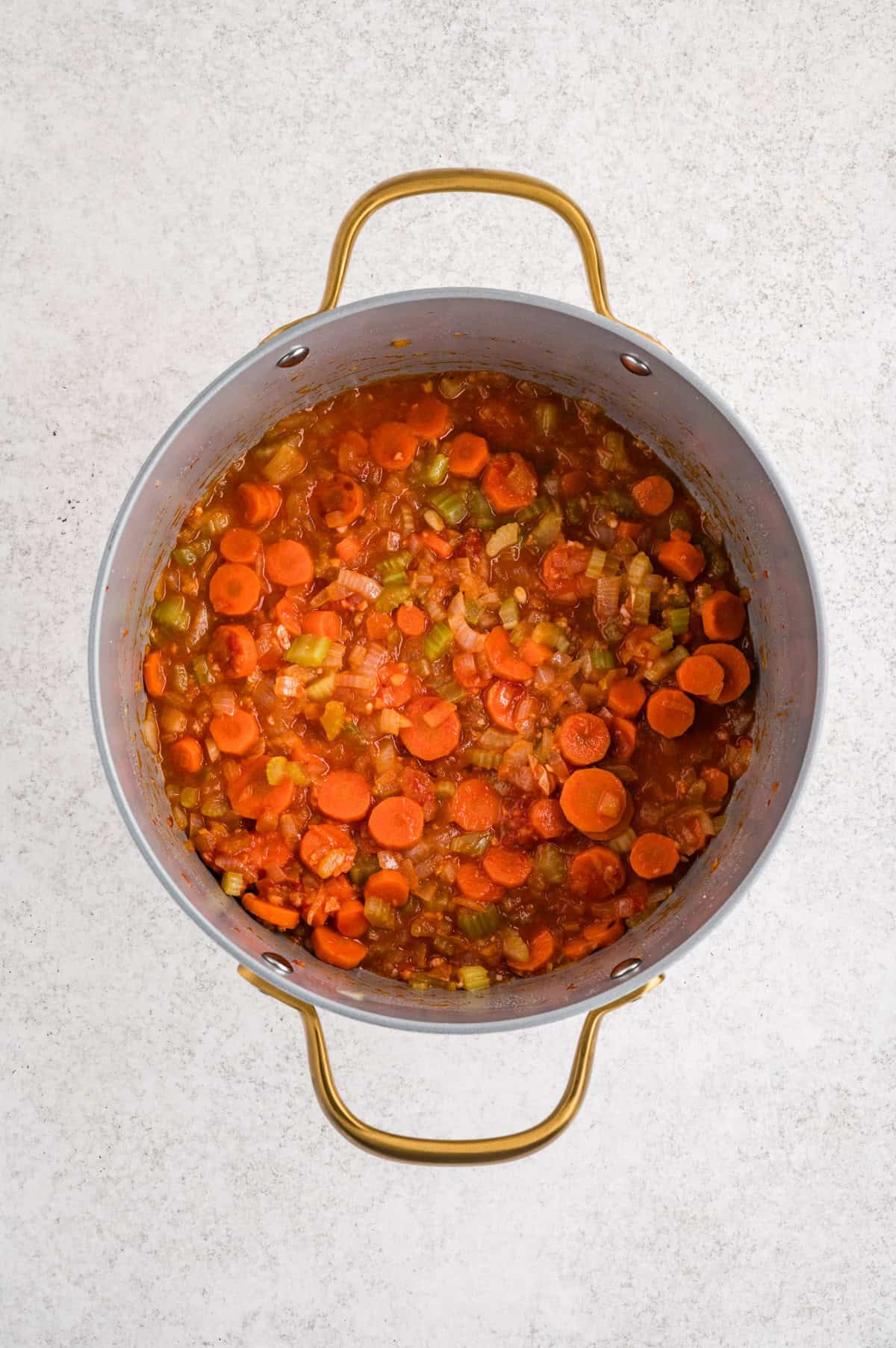 Easy Creamy Cheese Tortellini Soup