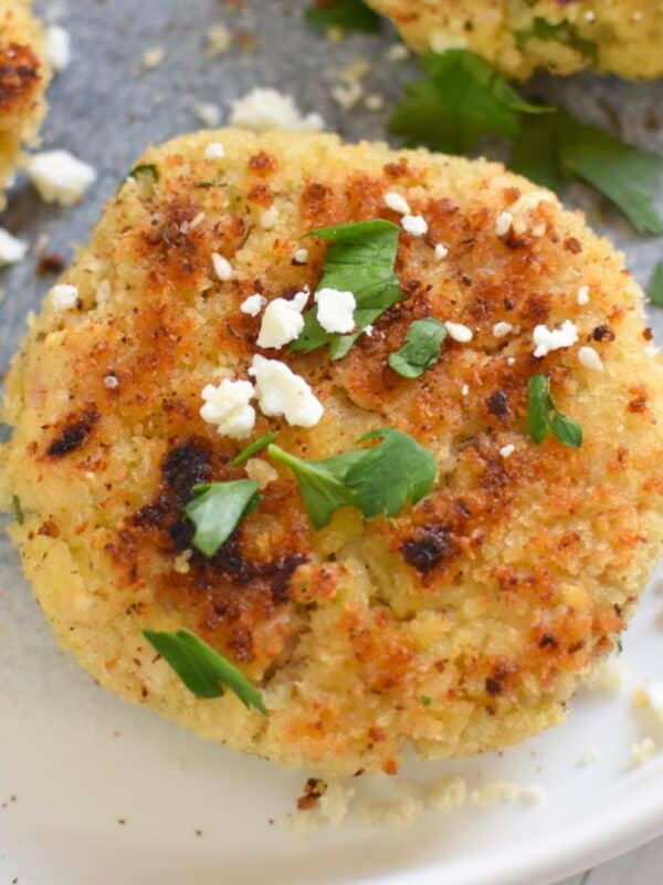 Mediterranean Salmon Cakes with Fresh Parsley and Lemon