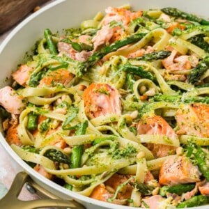 Easy Pesto Salmon Pasta