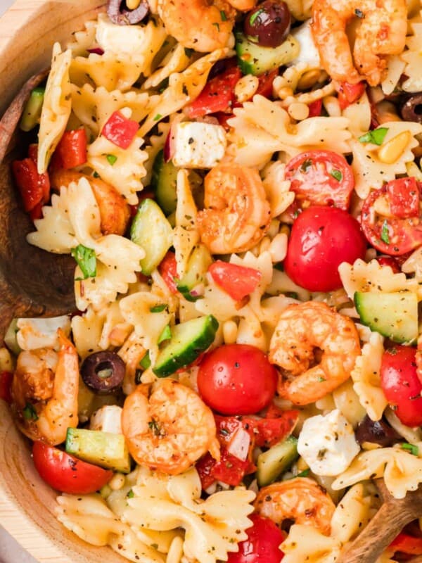 Cold shrimp pasta salad with Mediterranean vegetables and red wine vinaigrette