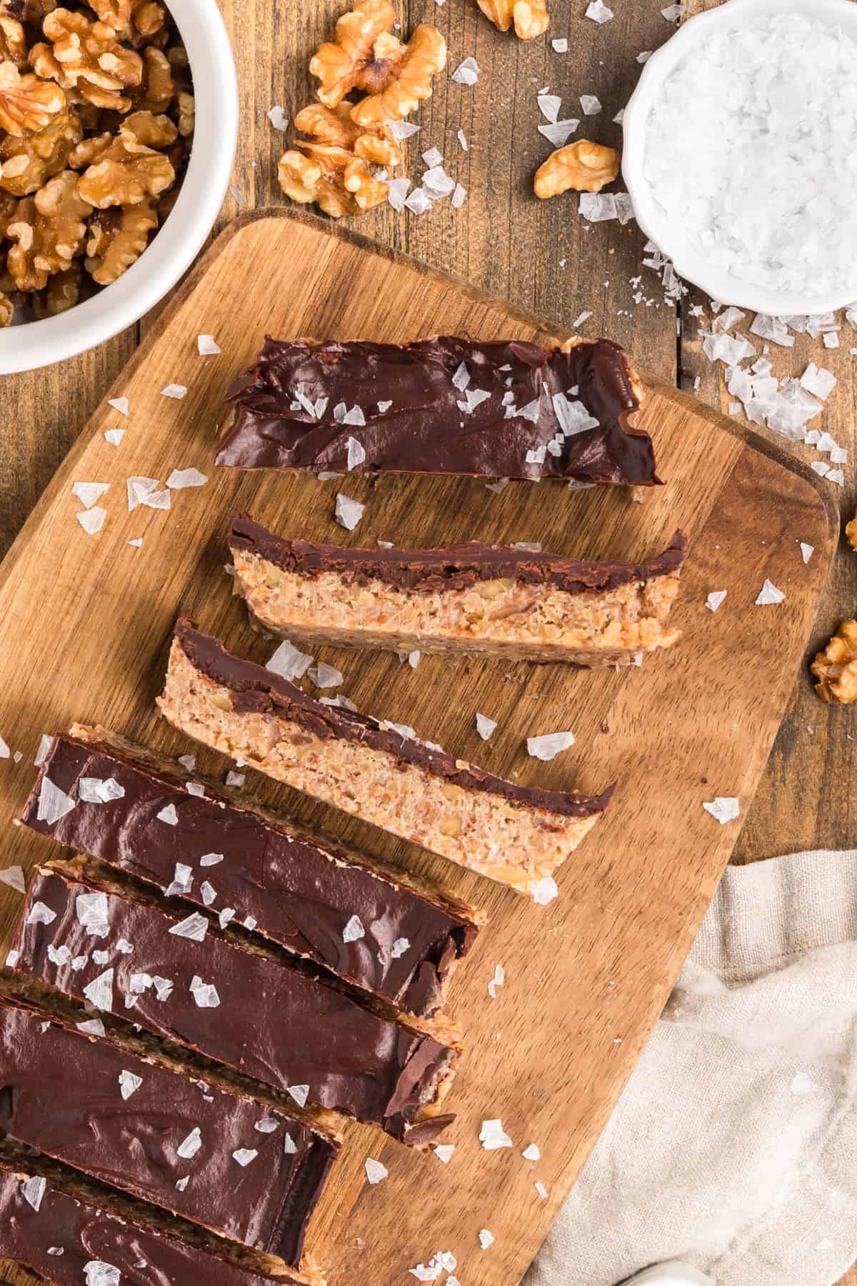 no-bake chocolate walnut date bars sliced